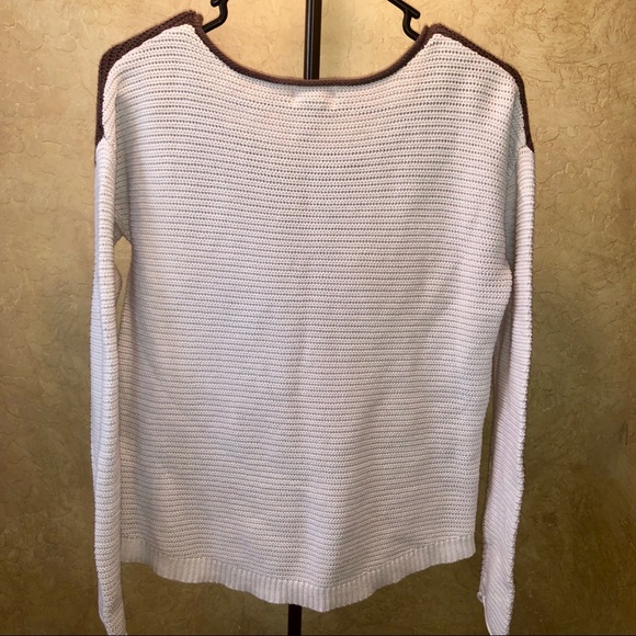 🧡 OLD NAVY SWEATER 🧡 - Picture 2 of 3